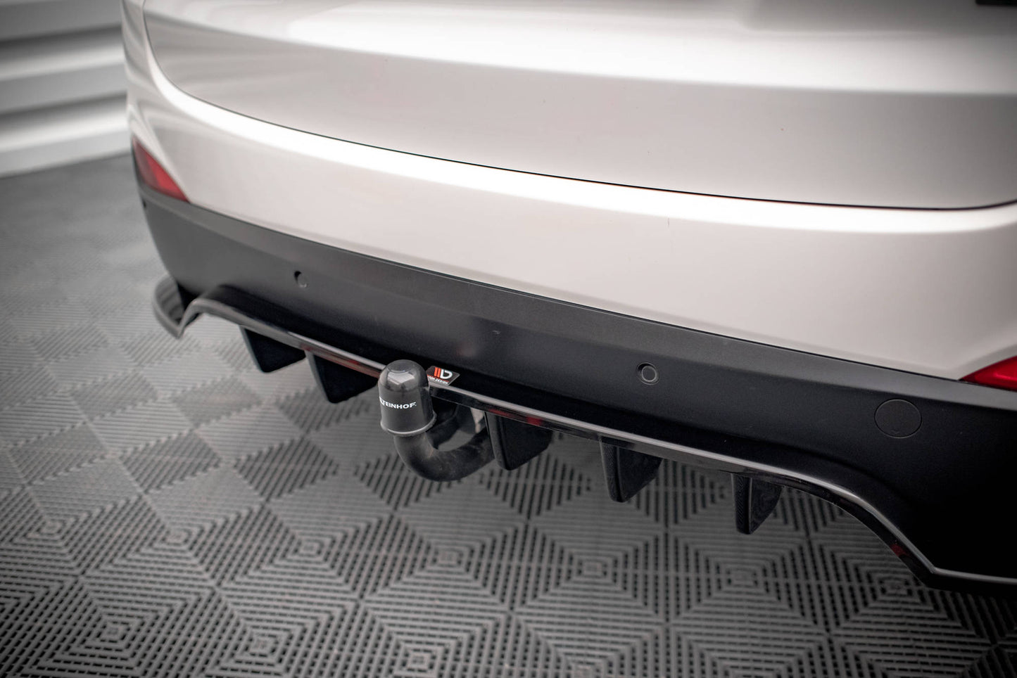 Mittlerer Diffusor Heck Ansatz DTM Look für Hyundai ix35 Mk1 Carbon Look