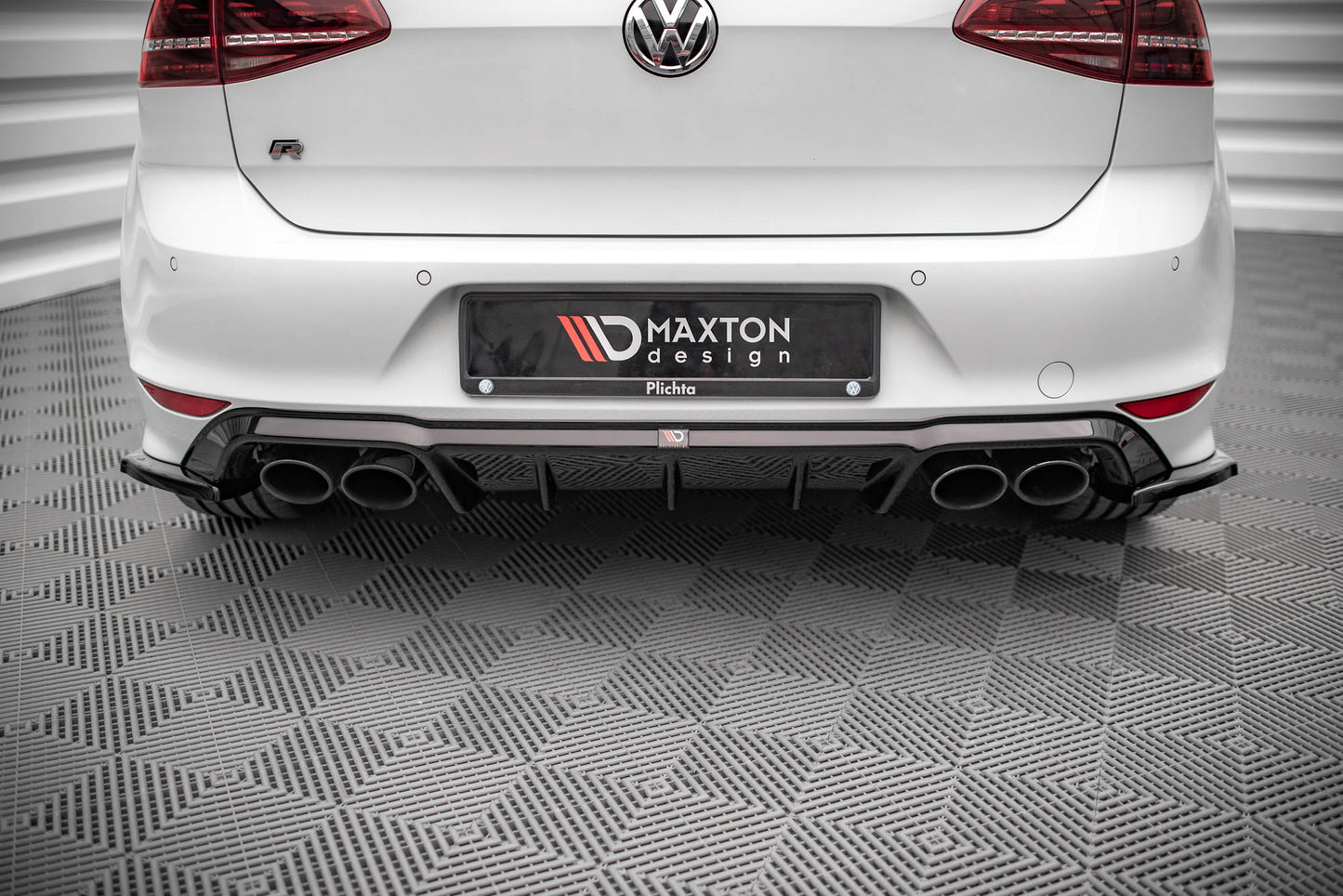 Heck Ansatz Flaps Diffusor V.4 für Volkswagen Golf R Mk7 Carbon Look