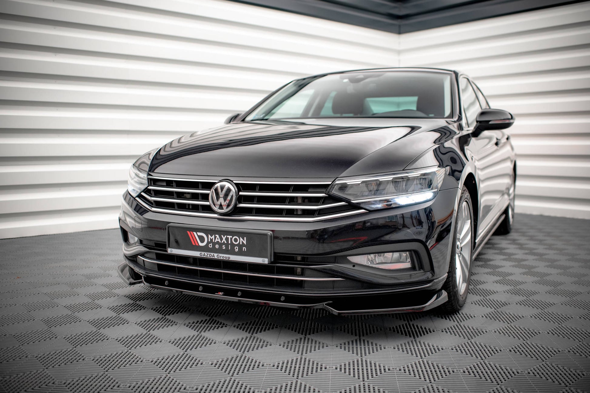 Front Ansatz V.1 für Volkswagen Passat B8 Facelift schwarz matt