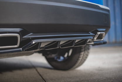 Mittlerer Diffusor Heck Ansatz DTM Look für Peugeot 2008 Mk2 schwarz Hochglanz