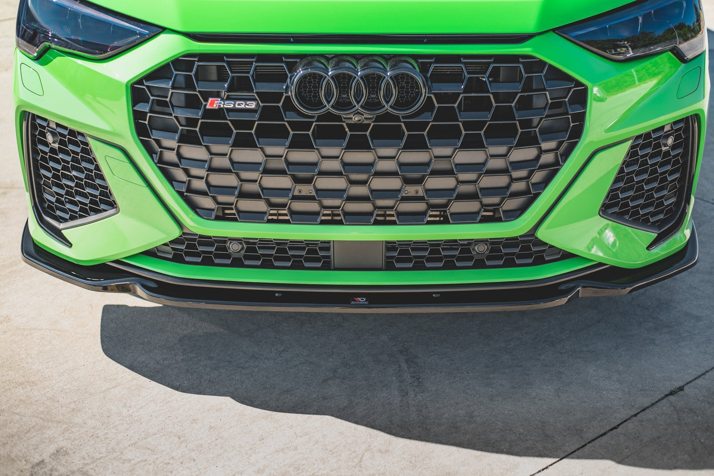 Front Ansatz V.1 für Audi RSQ3 F3 schwarz Hochglanz