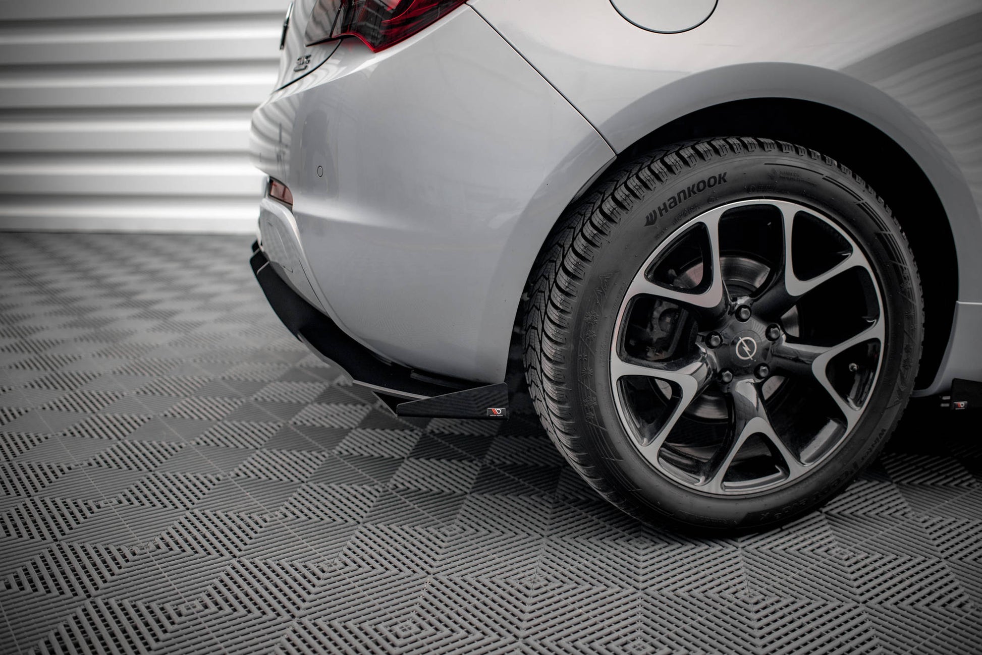 Robuste Racing Diffusor Heck Ansatz +Flaps für Opel Astra GTC OPC-Line J schwarz Hochglanz