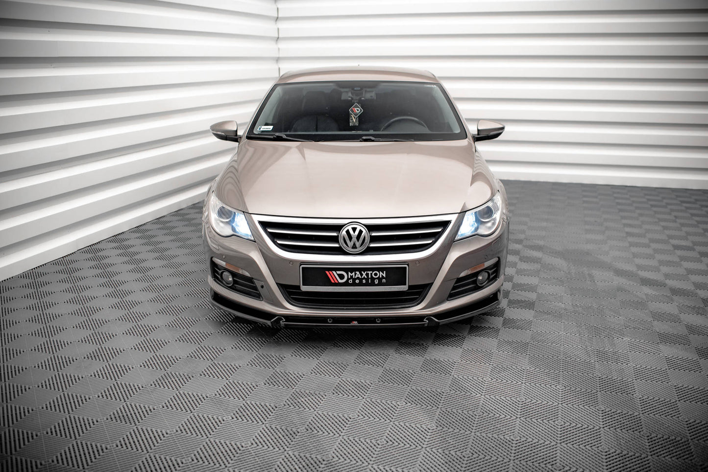 Front Ansatz V.3 für Volkswagen Passat CC Carbon Look