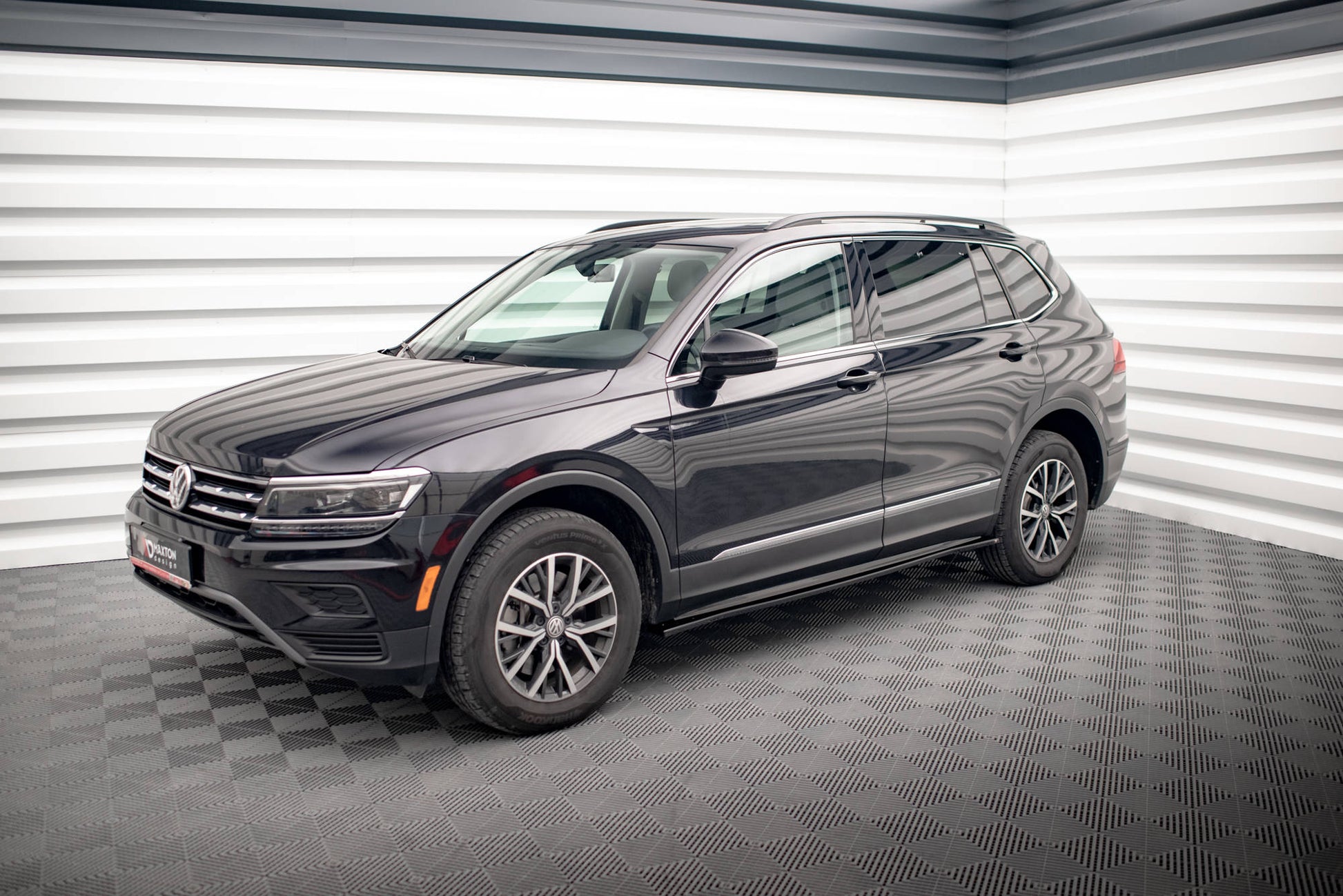 Seitenschweller Ansatz für Volkswagen Tiguan Allspace Mk2 schwarz Hochglanz