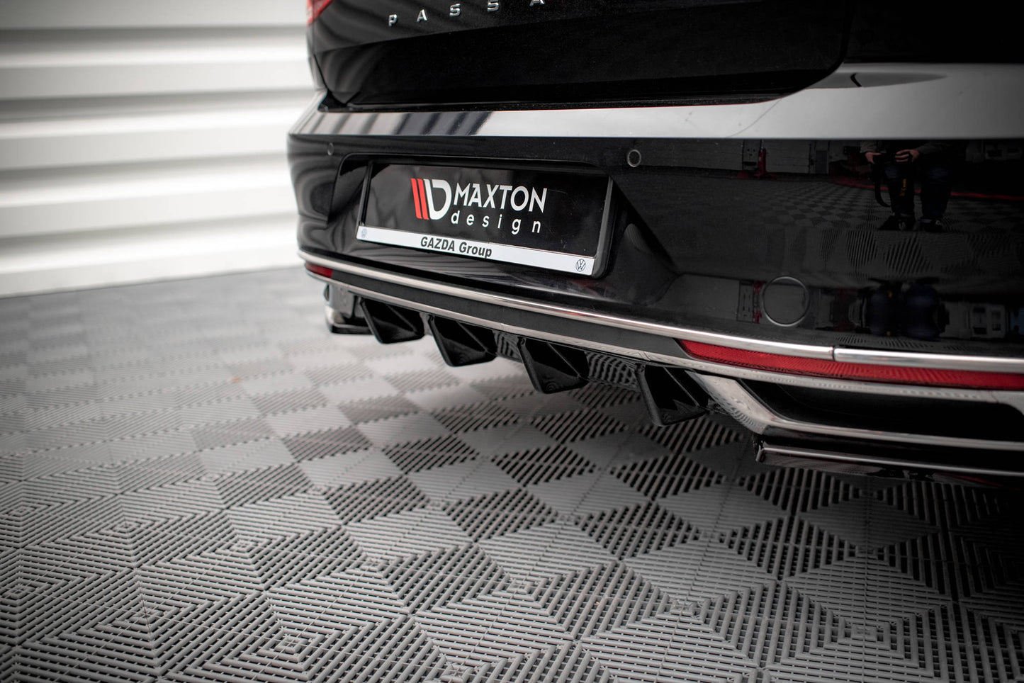 Diffusor Heck Ansatz für Volkswagen Passat B8 Facelift schwarz Hochglanz