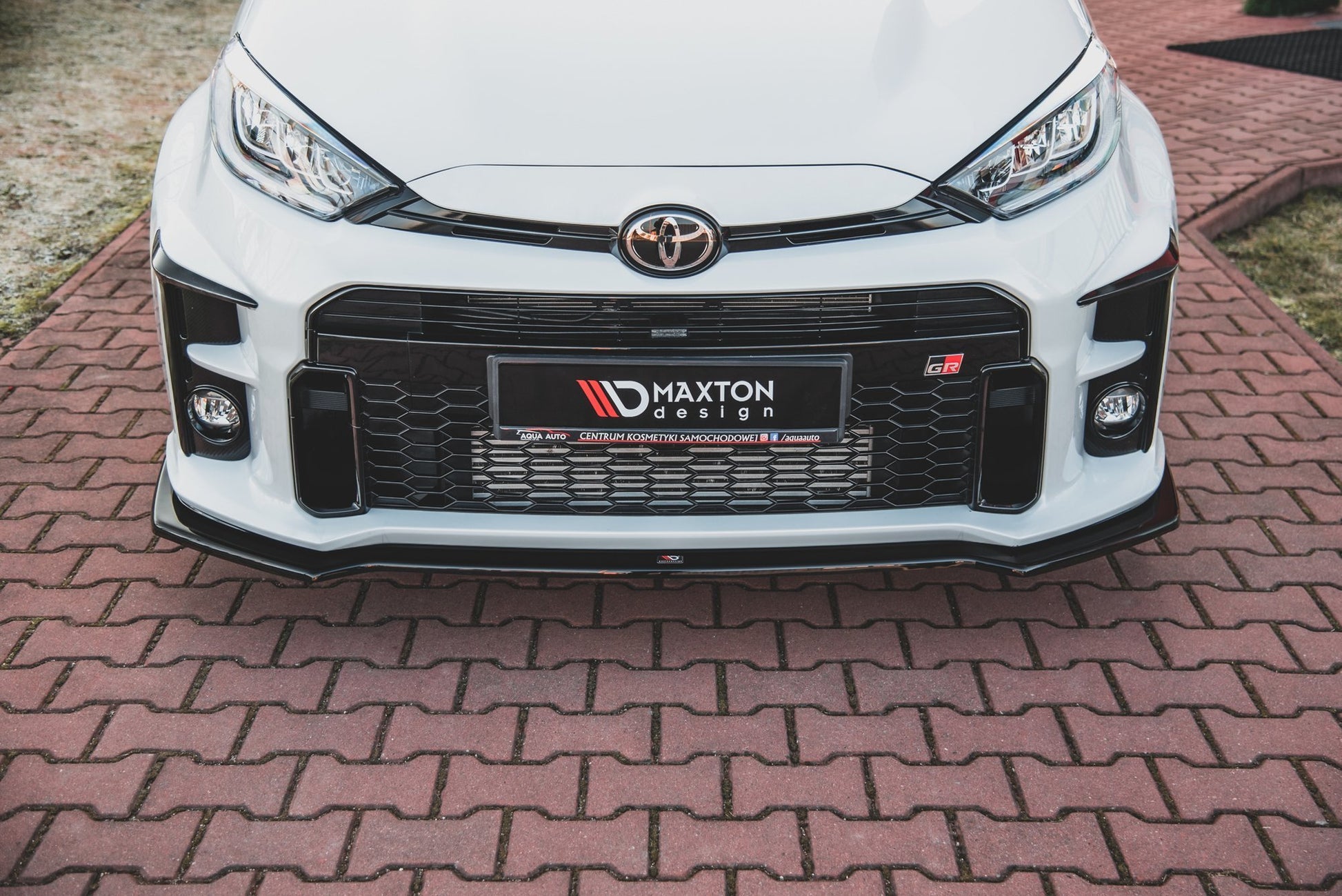 Front Ansatz V.1 für Toyota GR Yaris Mk4 Carbon Look