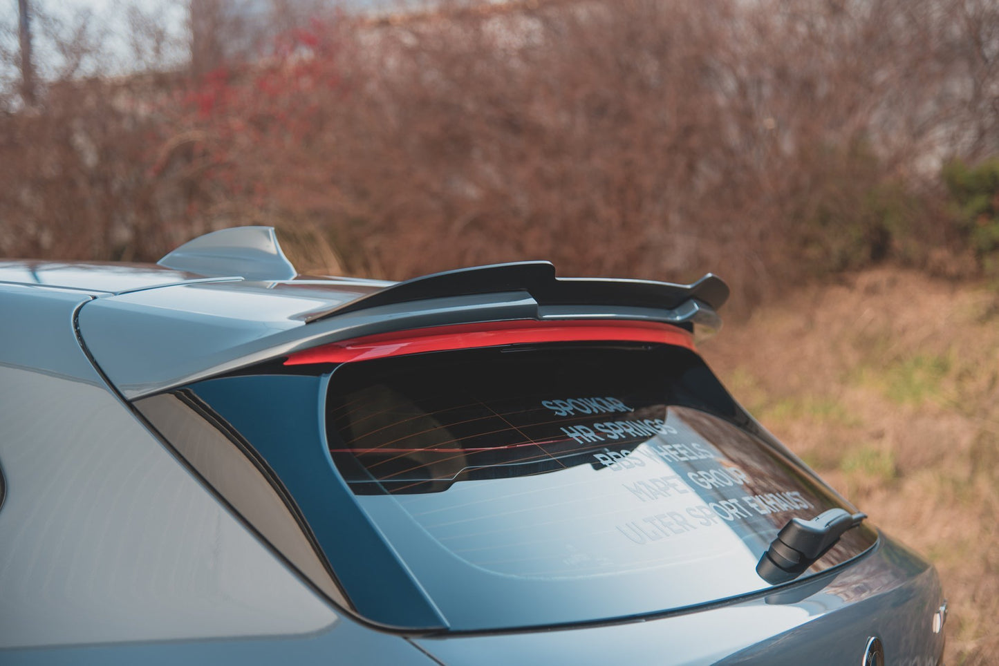 Spoiler CAP für BMW 1er F40 M135i schwarz Hochglanz