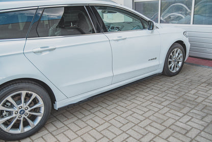 Seitenschweller Ansatz für Ford Mondeo Mk5 Facelift/Preface Carbon Look