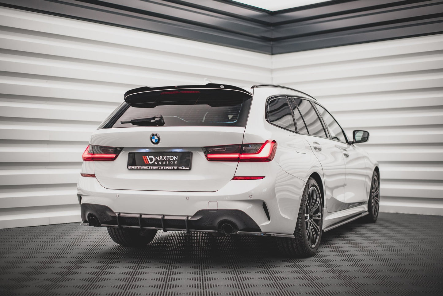 Spoiler CAP für BMW 3er Touring G21 M-Paket schwarz Hochglanz