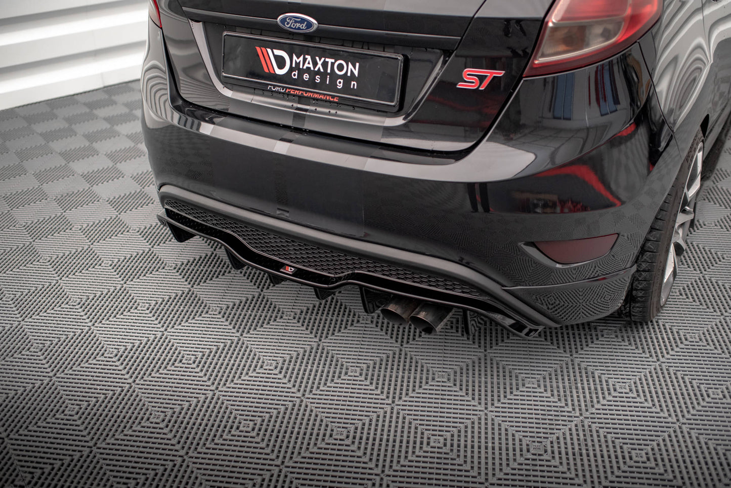Diffusor Heck Ansatz für Ford Fiesta ST (5-Türige version) Mk7 Facelift schwarz matt