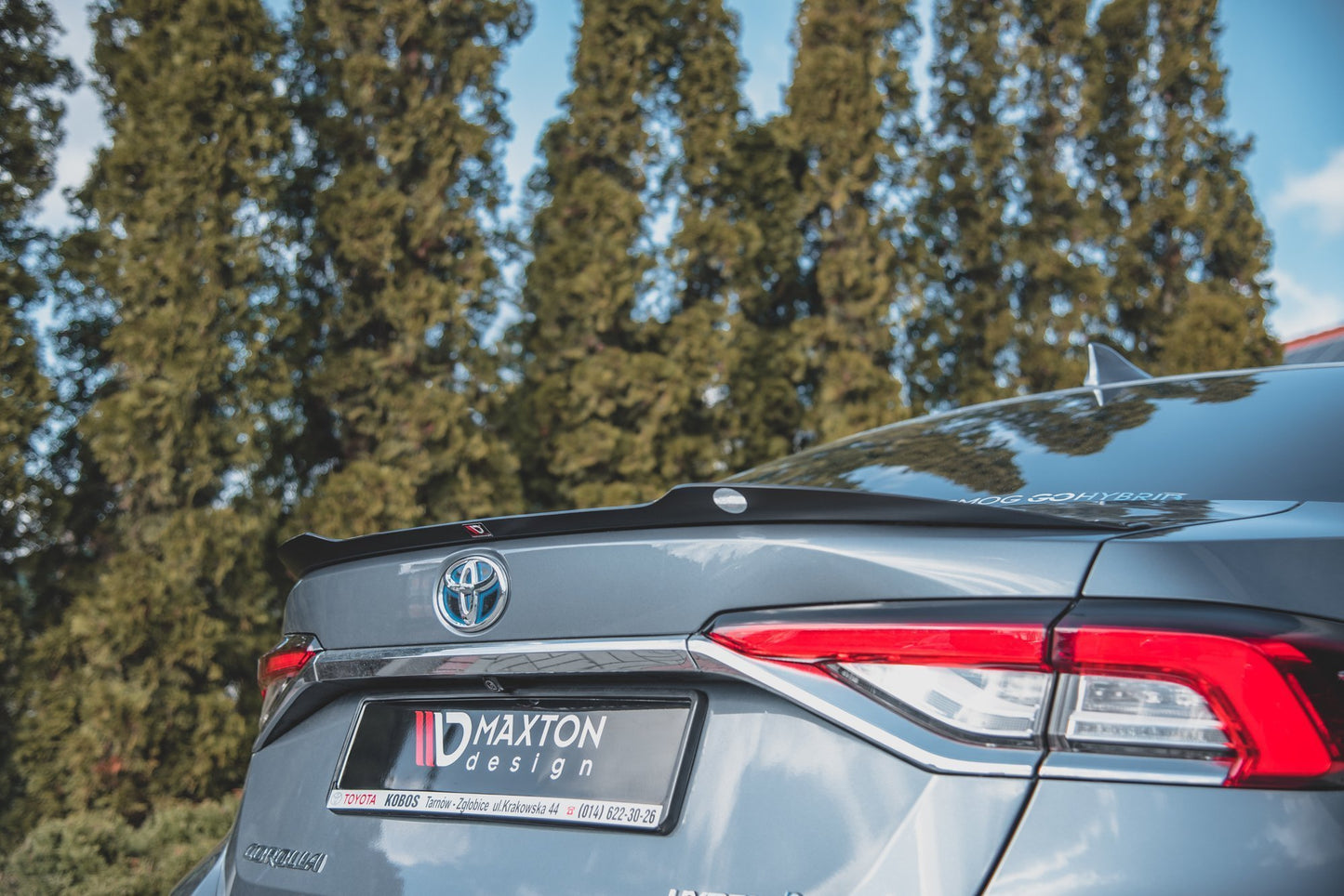 Spoiler CAP für Toyota Corolla XII Limousine schwarz matt