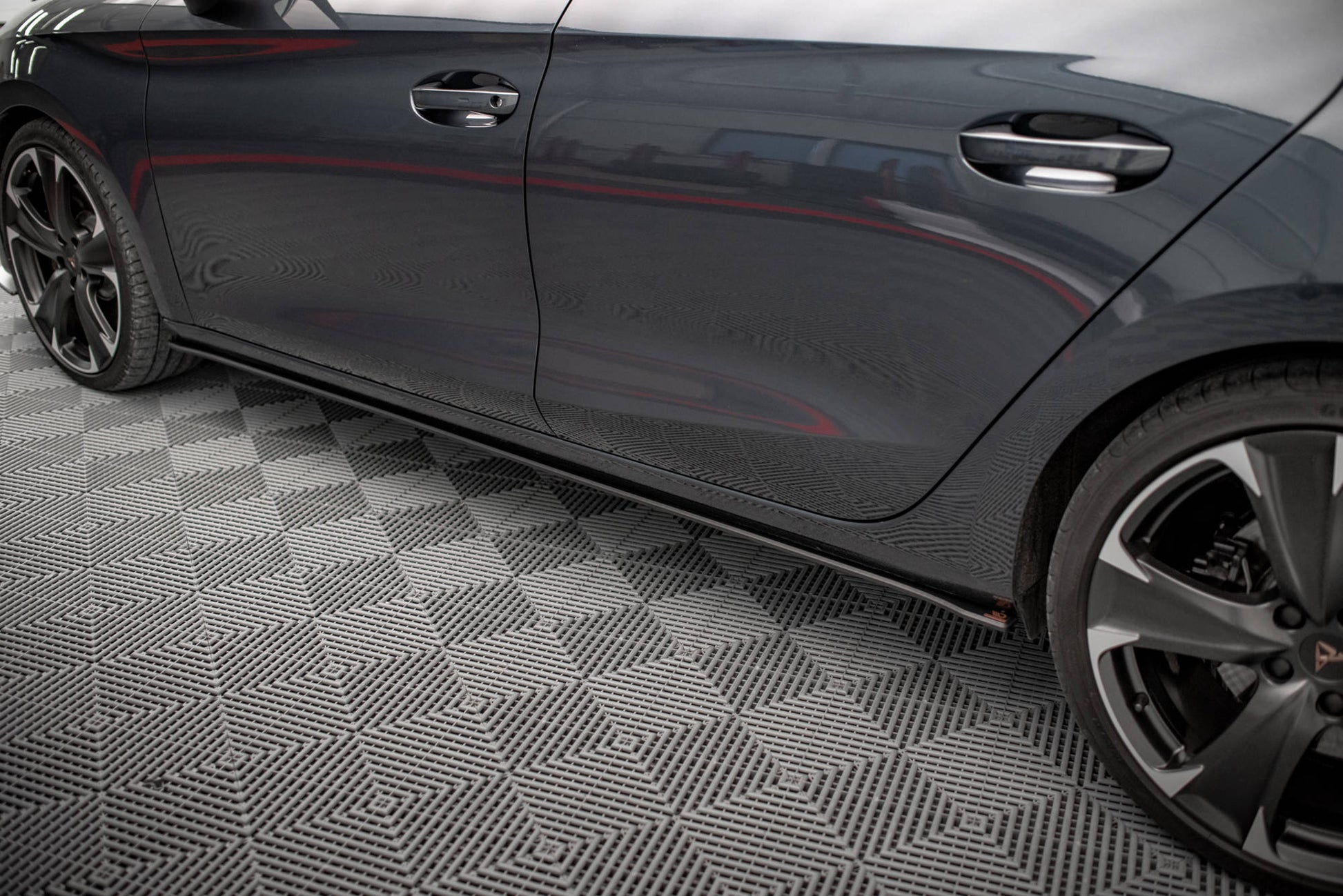Street Pro Seitenschweller Ansatz für Cupra Leon