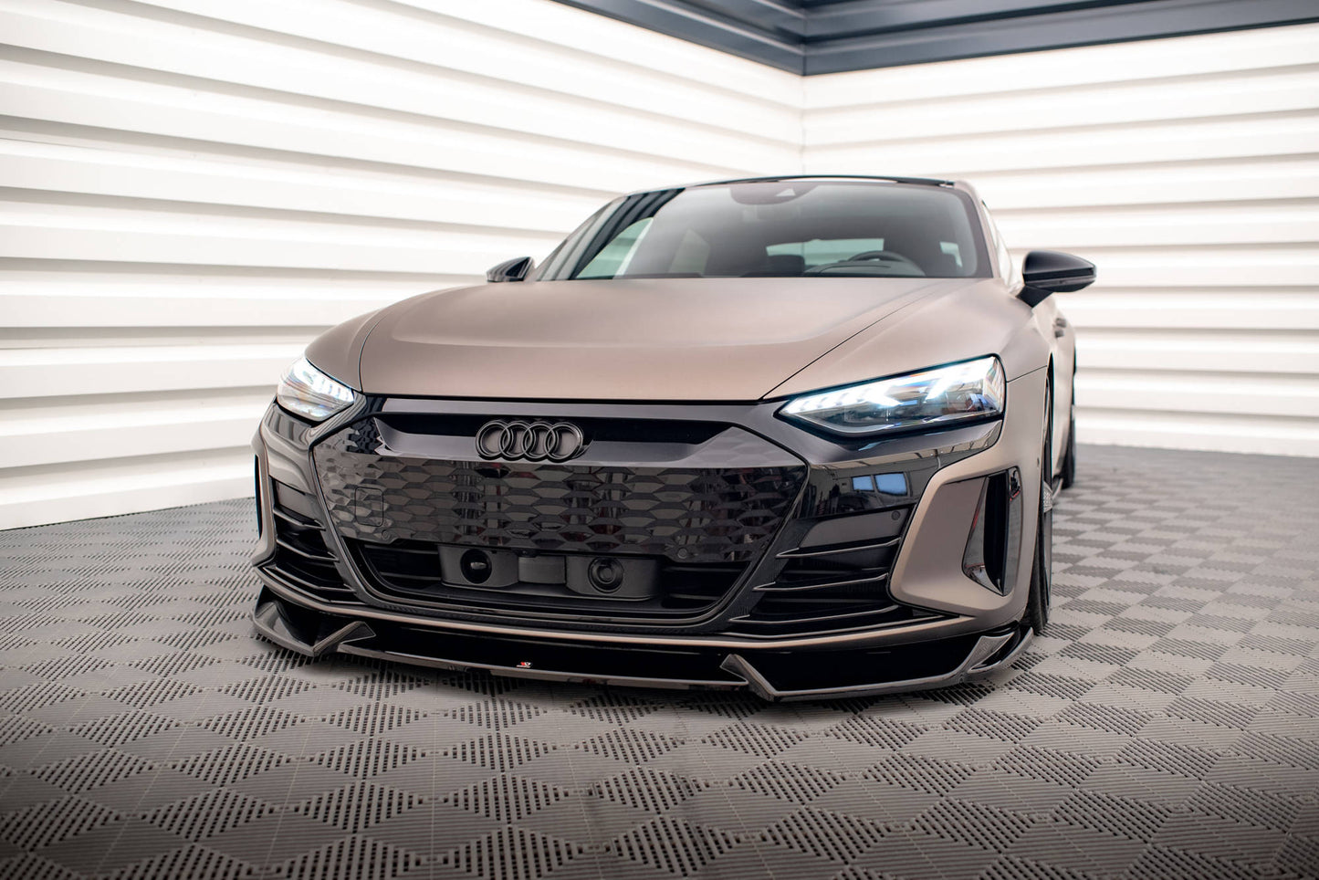 Front Ansatz V.1 für Audi e-Tron GT / RS GT Mk1 Carbon Look