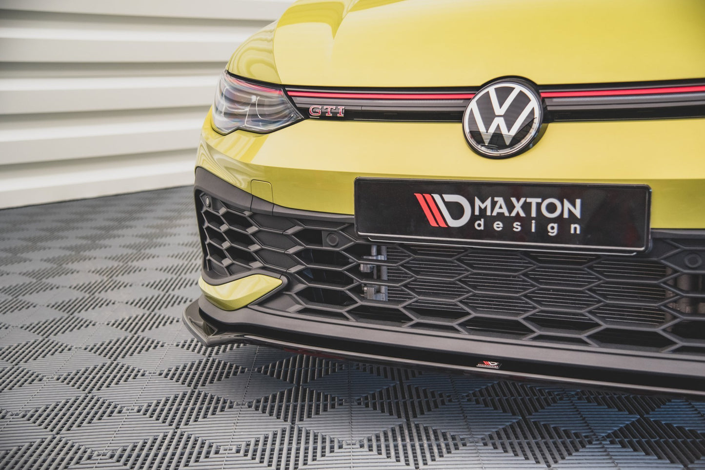 Front Ansatz V.3 für Volkswagen Golf 8 GTI Clubsport Carbon Look