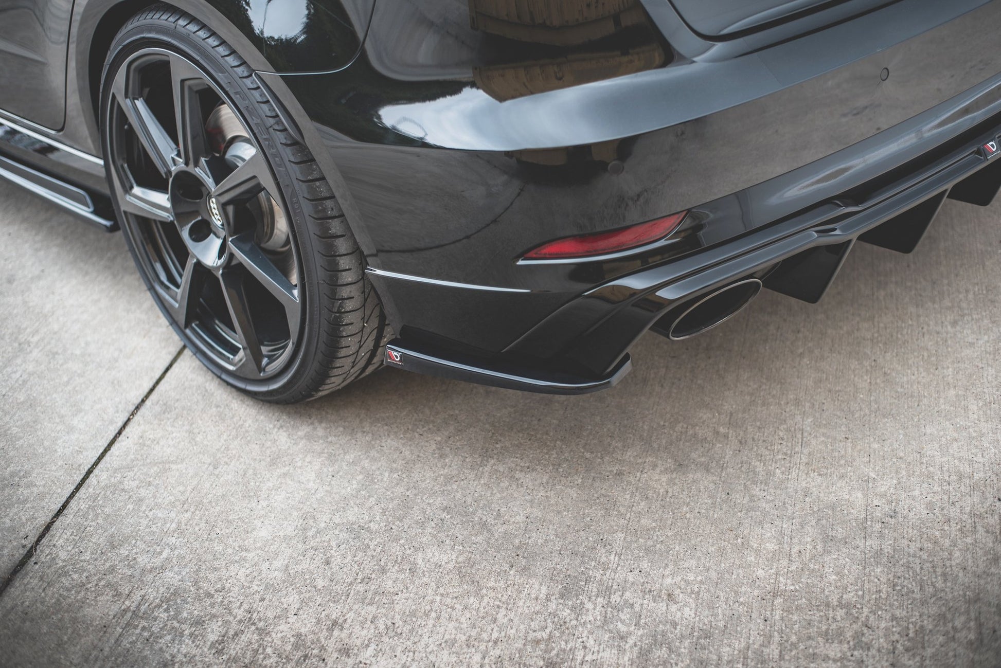 Heck Ansatz Flaps Diffusor V.2 für Audi RS3 8V Sportback Facelift schwarz matt