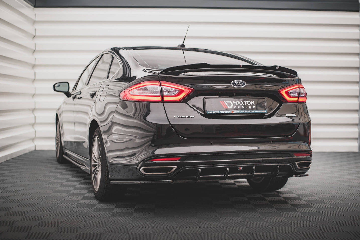 Diffusor Heck Ansatz für Ford Mondeo Mk5 Carbon Look