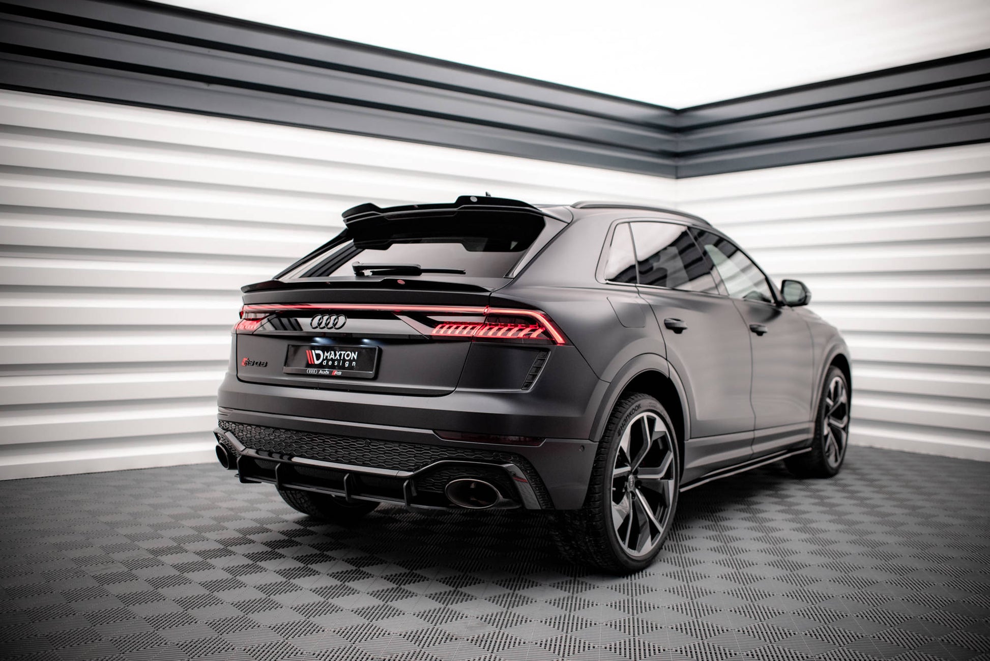 Höher Spoiler CAP für Audi RSQ8 Mk1 Carbon Look