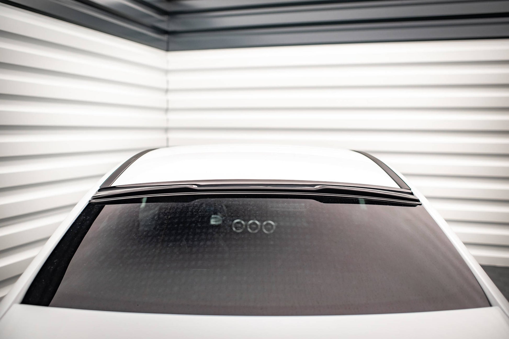 Heckscheiben Spoiler für Mercedes A35 Limousine V177 schwarz Hochglanz