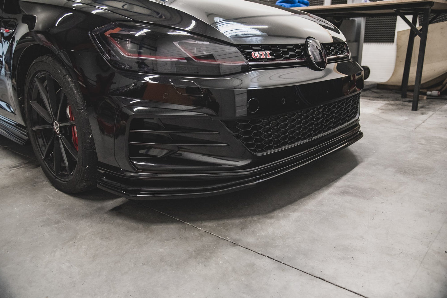Front Ansatz für VW Golf 7 GTI TCR  schwarz Hochglanz