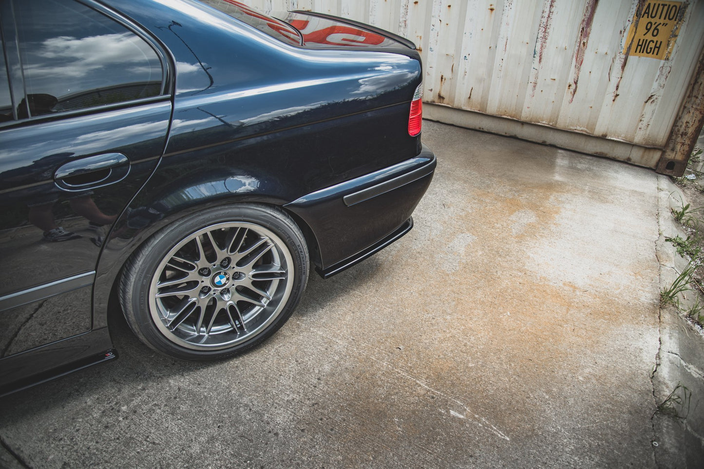 Heck Ansatz Flaps Diffusor für BMW M5 E39 schwarz Hochglanz