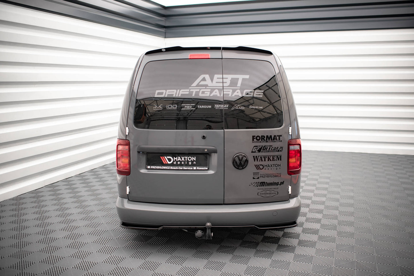 Mittlerer Diffusor Heck Ansatz für Volkswagen Caddy Long Mk3 Facelift Carbon Look