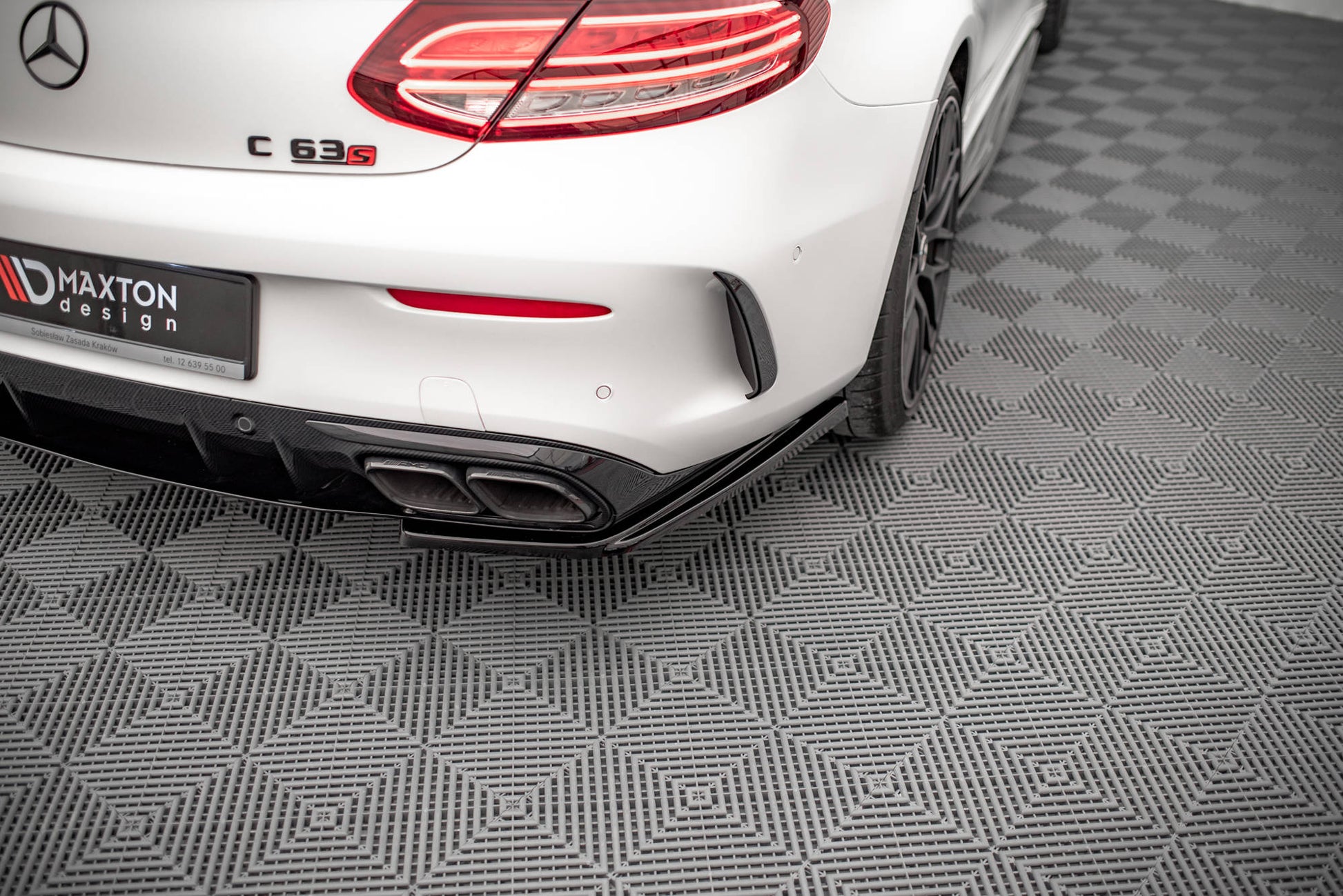 Heck Ansatz Flaps Diffusor für Mercedes-AMG C 63 AMG Coupe C205 Facelift Carbon Look