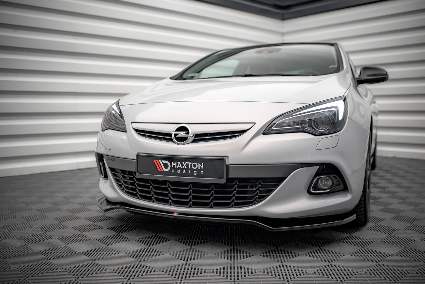 Front Ansatz V.2 für Opel Astra GTC OPC-Line J schwarz Hochglanz
