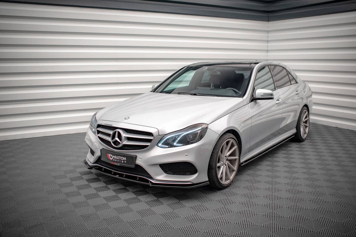 Front Ansatz V.2 für Mercedes-Benz E AMG-Line Limousine W212 Facelift Carbon Look