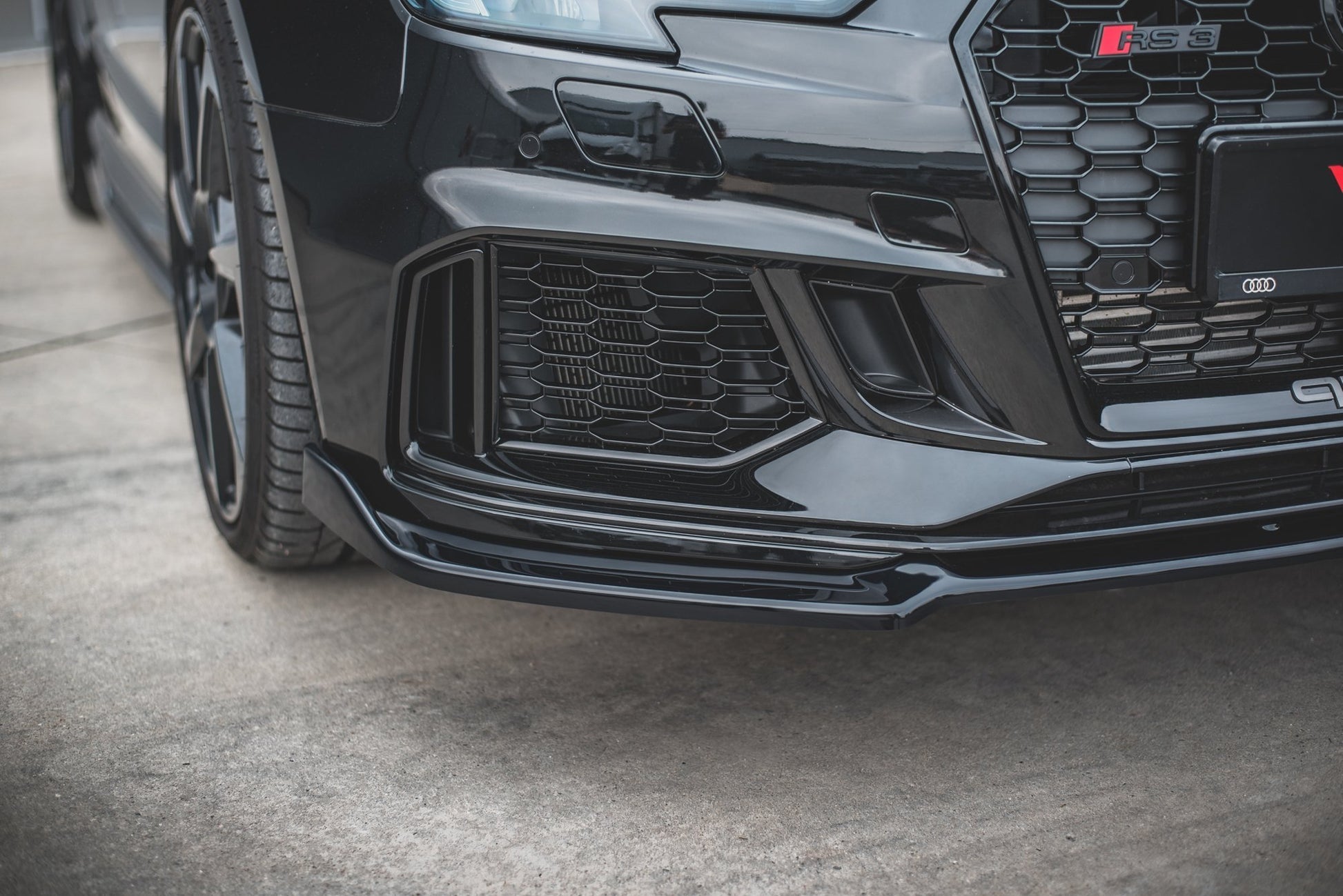 Front Ansatz V.3 für Audi RS3 8V FL Sportback schwarz matt