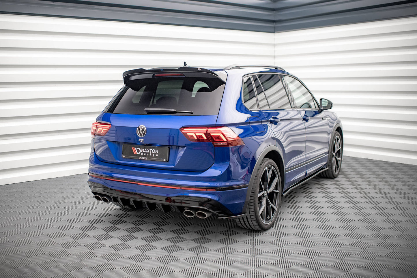 Diffusor Heck Ansatz für Volkswagen Tiguan R Mk2 Facelift schwarz Hochglanz