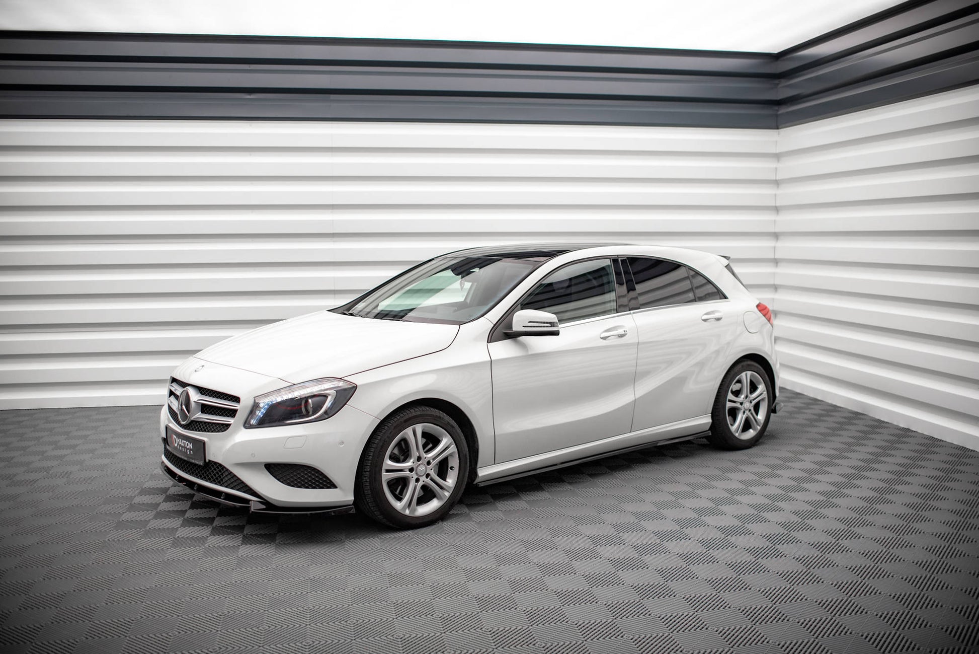 Seitenschweller Ansatz für V.2 für Mercedes-Benz A W176 Carbon Look