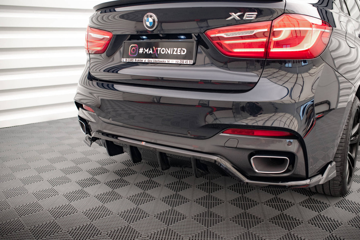 Mittlerer Diffusor Heck Ansatz DTM Look für BMW X6 M-Paket F16 schwarz Hochglanz
