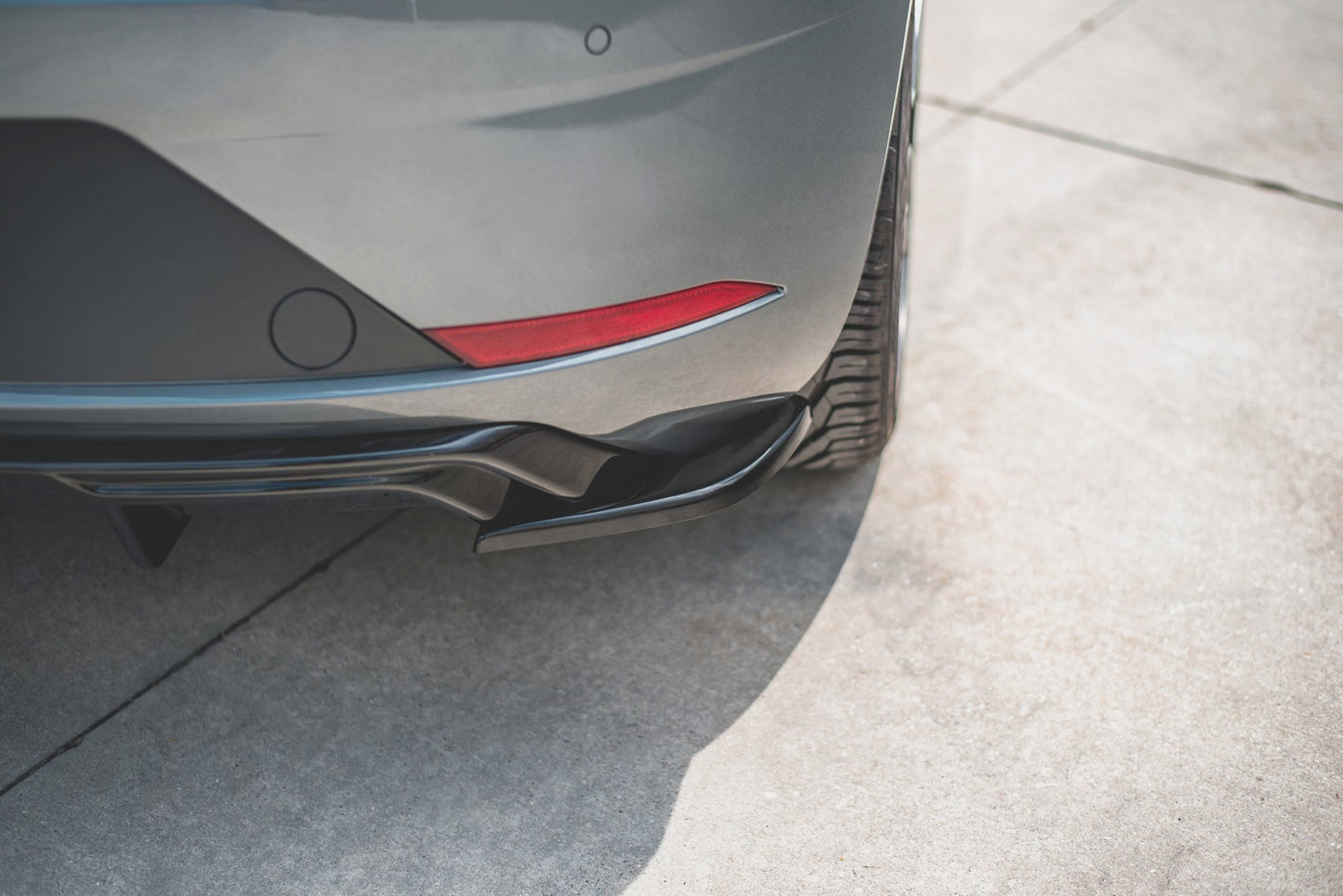 Heck Ansatz Flaps Diffusor für SEAT Leon Mk3 FR Facelift schwarz matt
