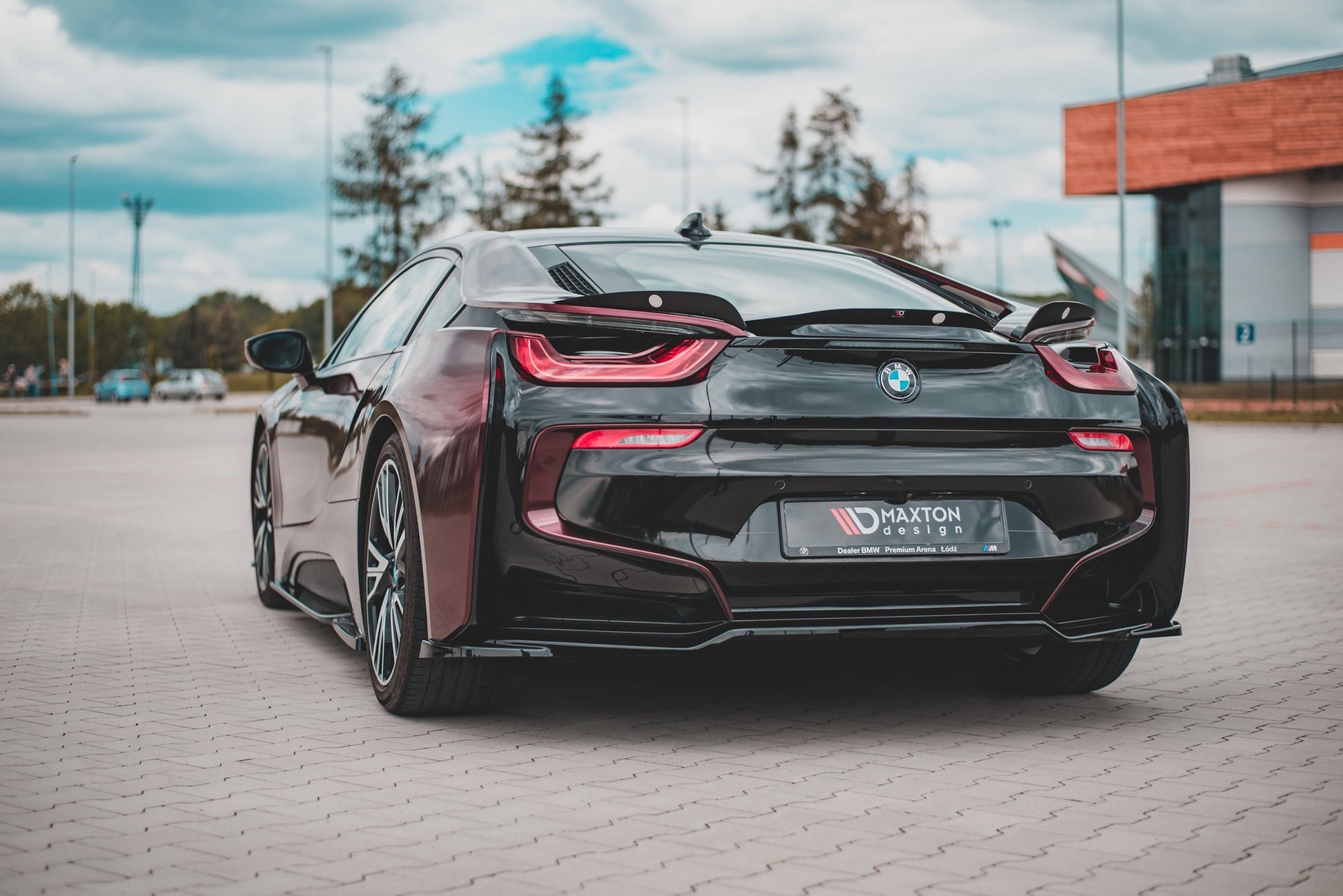Mittlerer Diffusor Heck Ansatz für BMW i8 schwarz matt