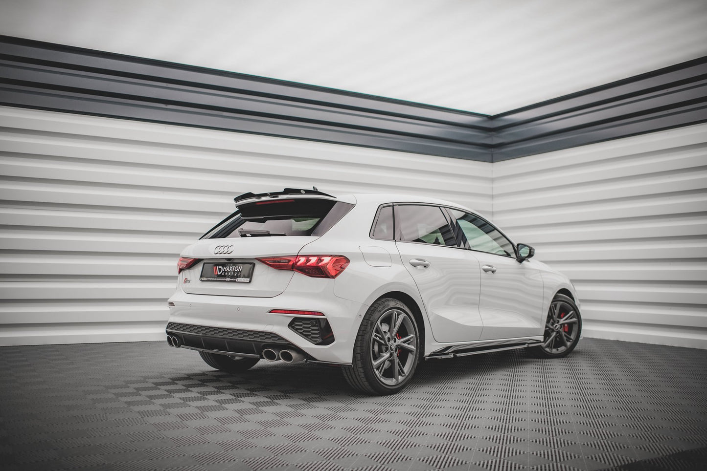 Seitenschweller Ansatz für Audi S3 / A3 S-Line 8Y schwarz matt