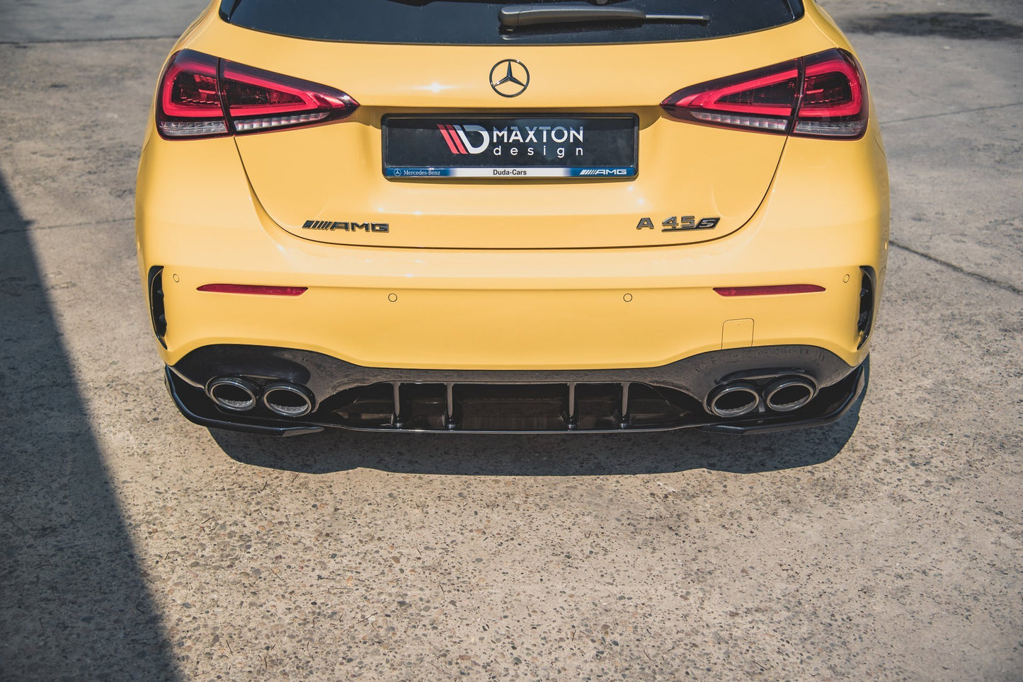 Heck Ansatz Flaps Diffusor für Mercedes-AMG A 45 S W177 schwarz Hochglanz