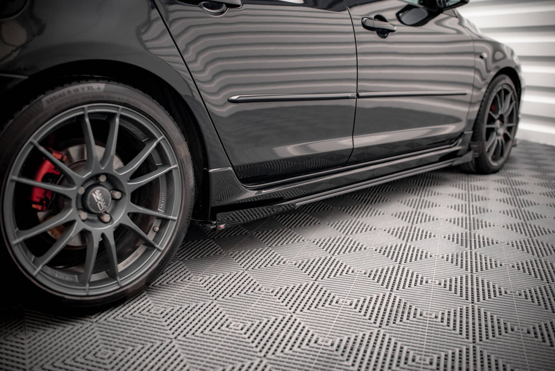 Side Flaps Mazda 3 MPS Mk1 schwarz Hochglanz