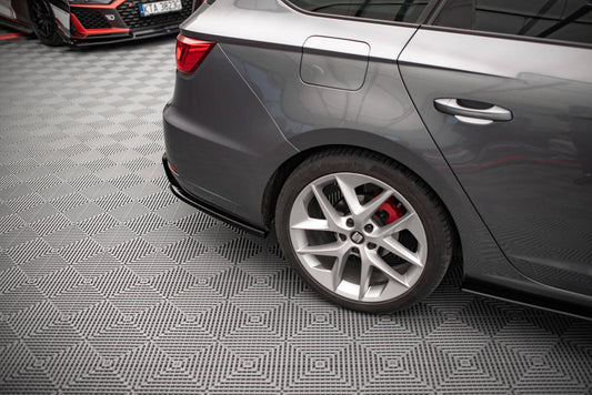 Heck Ansatz Flaps Diffusor V.2 für Seat Leon FR Sportstourer Mk3 Carbon Look