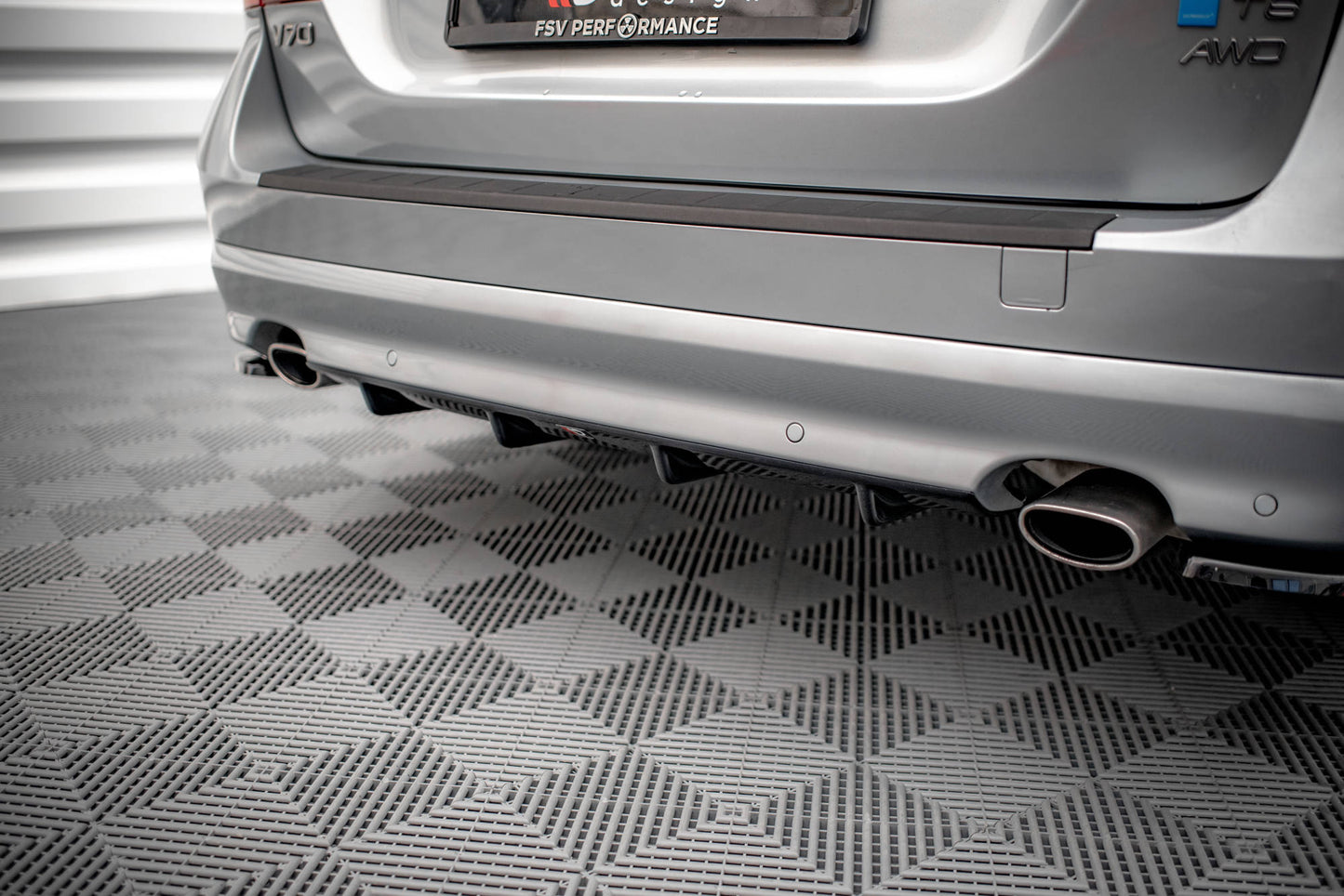 Diffusor Heck Ansatz für Volvo V70 Mk3 schwarz matt