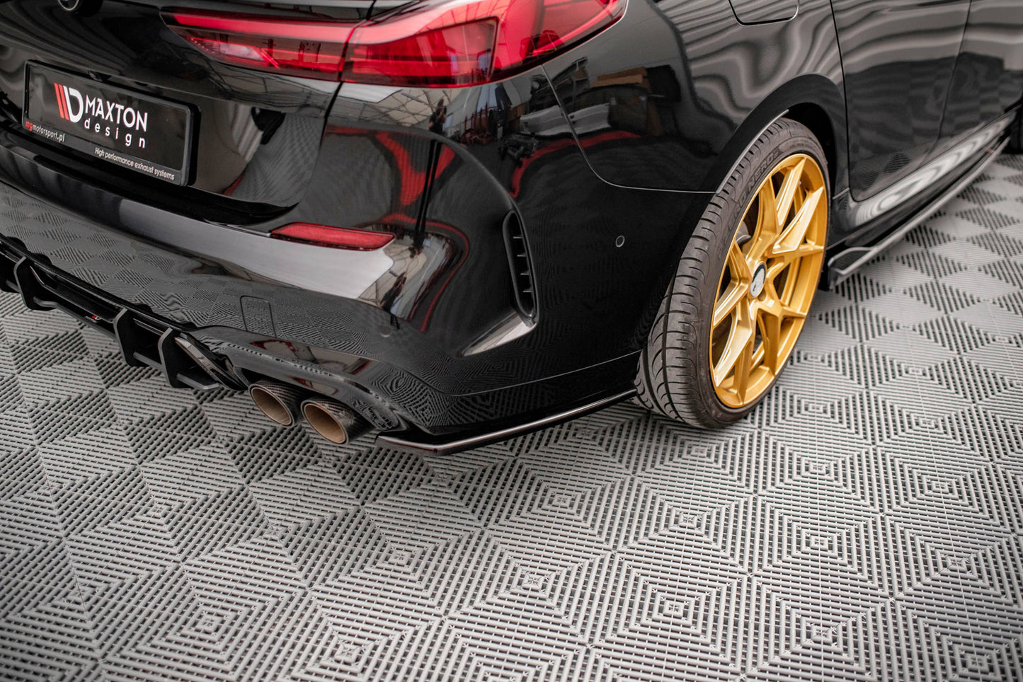 Heck Ansatz Flaps Diffusor für BMW M235i Gran Coupe F44 Carbon Look
