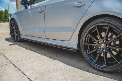 Seitenschweller Ansatz für V.2 für Audi S3 / A3 S-Line Limousine 8V Facelift schwarz Hochglanz