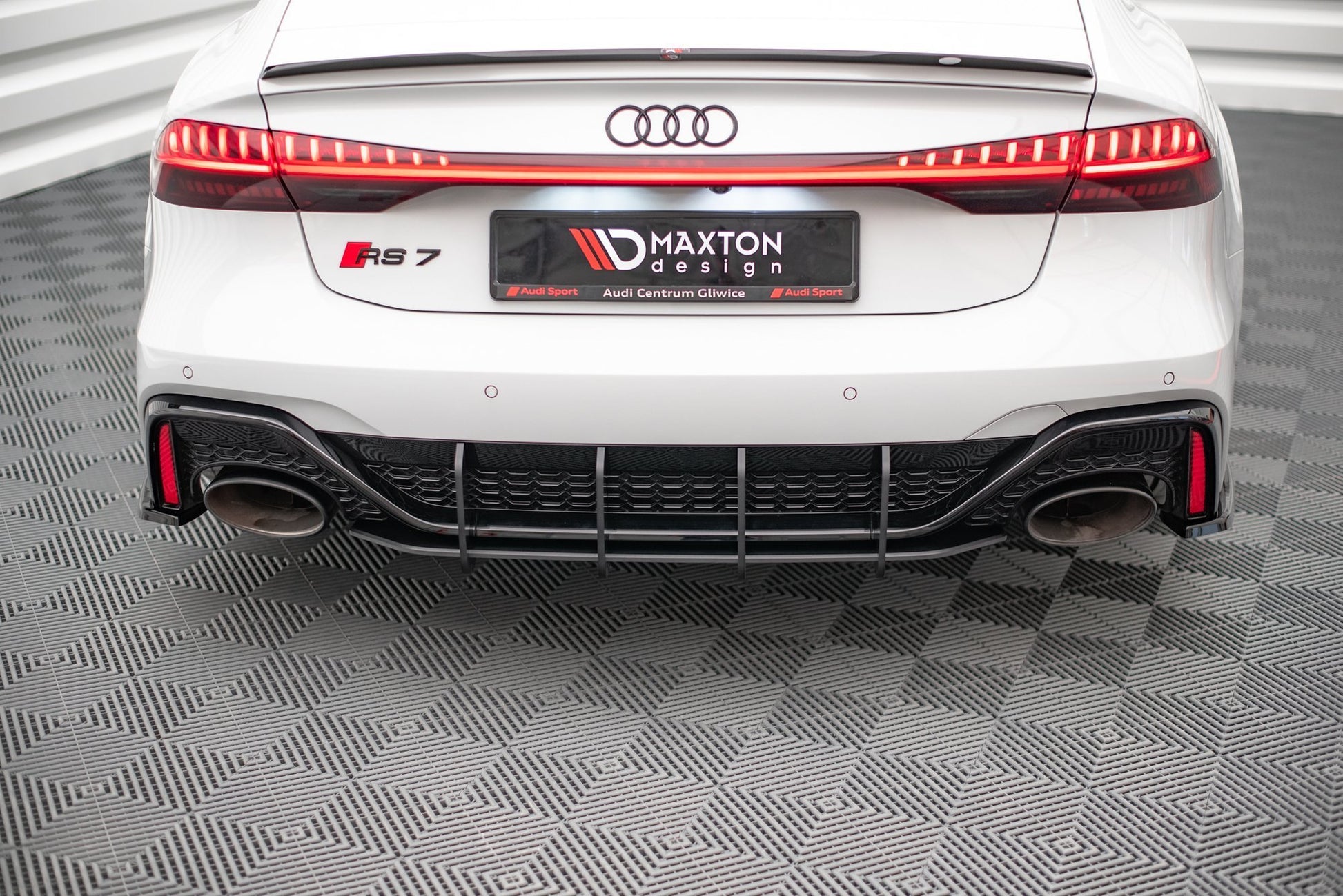 Street Pro Heckschürze für Audi RS7 C8 / RS6 C8