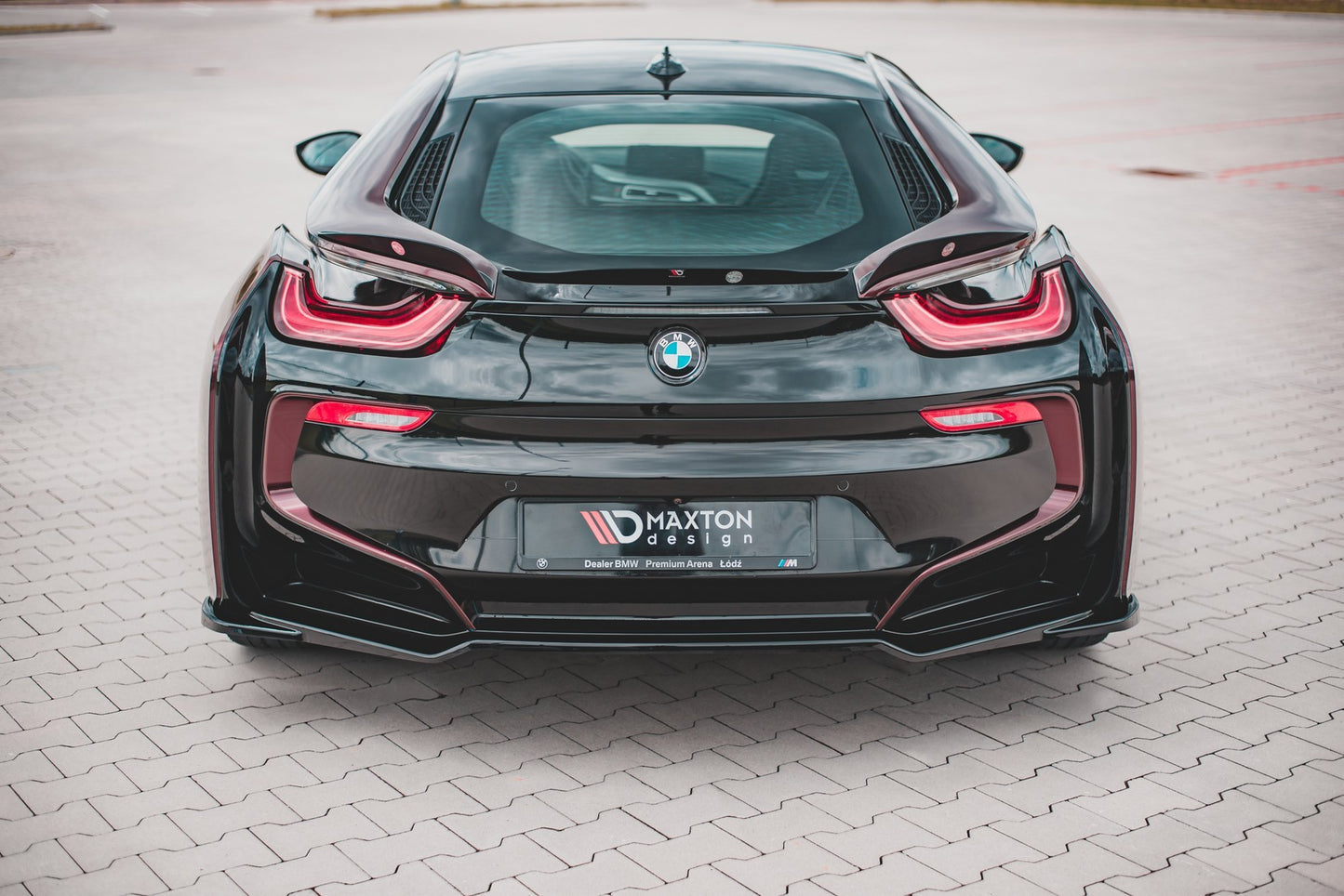 Mittlerer Diffusor Heck Ansatz für BMW i8 schwarz matt