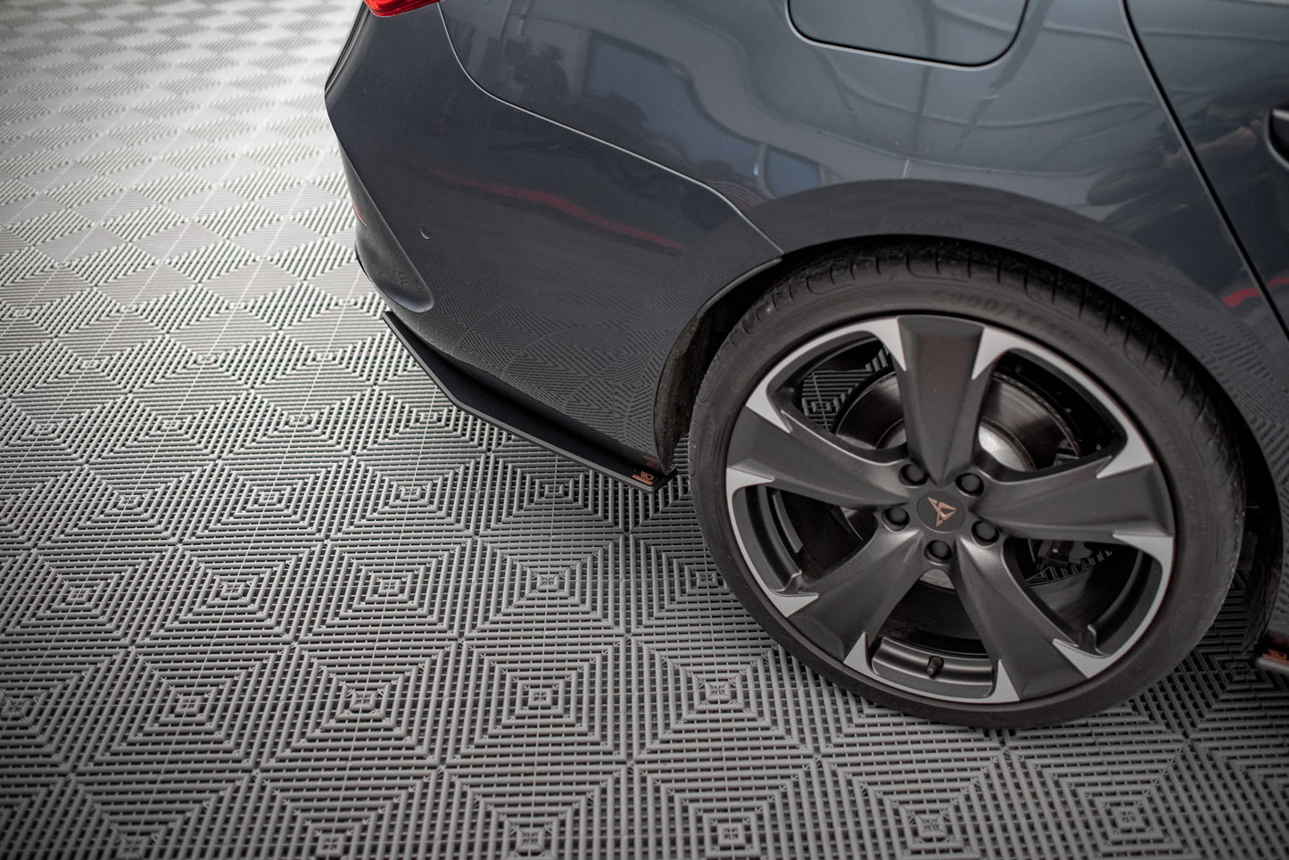 Street Pro Heck Ansatz Flaps Diffusor für Cupra Leon ST