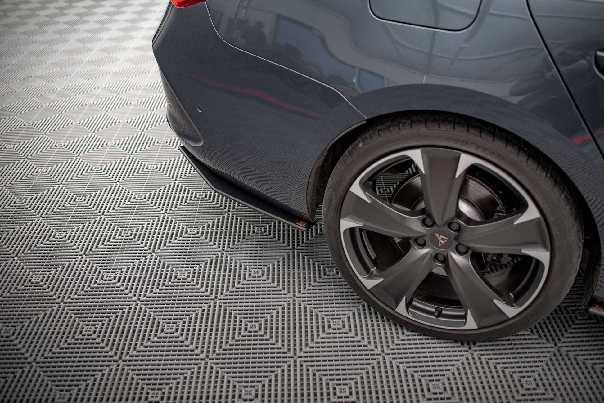 Street Pro Heck Ansatz Flaps Diffusor für Cupra Leon ST