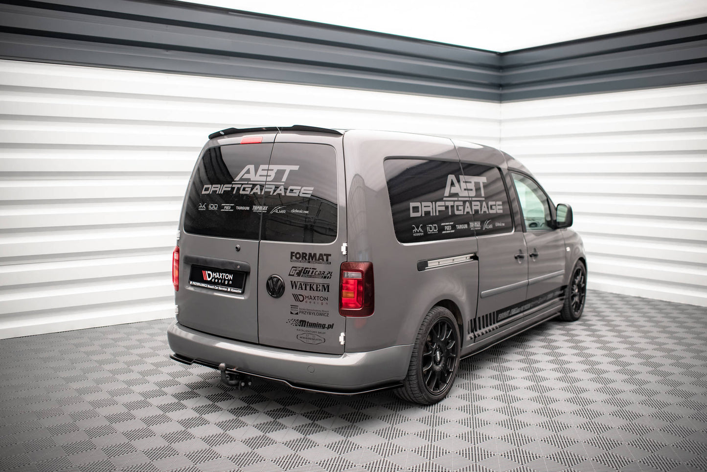 Mittlerer Diffusor Heck Ansatz für Volkswagen Caddy Long Mk3 Facelift Carbon Look