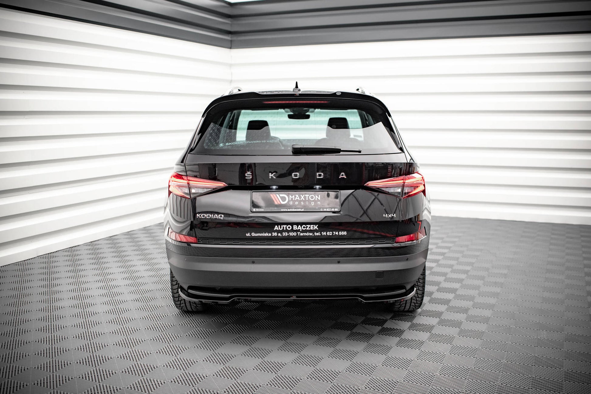 Mittlerer Diffusor Heck Ansatz für Skoda Kodiaq Mk1 Facelift schwarz matt