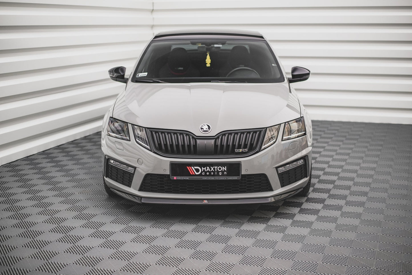 Front Ansatz V.1 für Skoda Octavia RS Mk3 Facelift schwarz matt