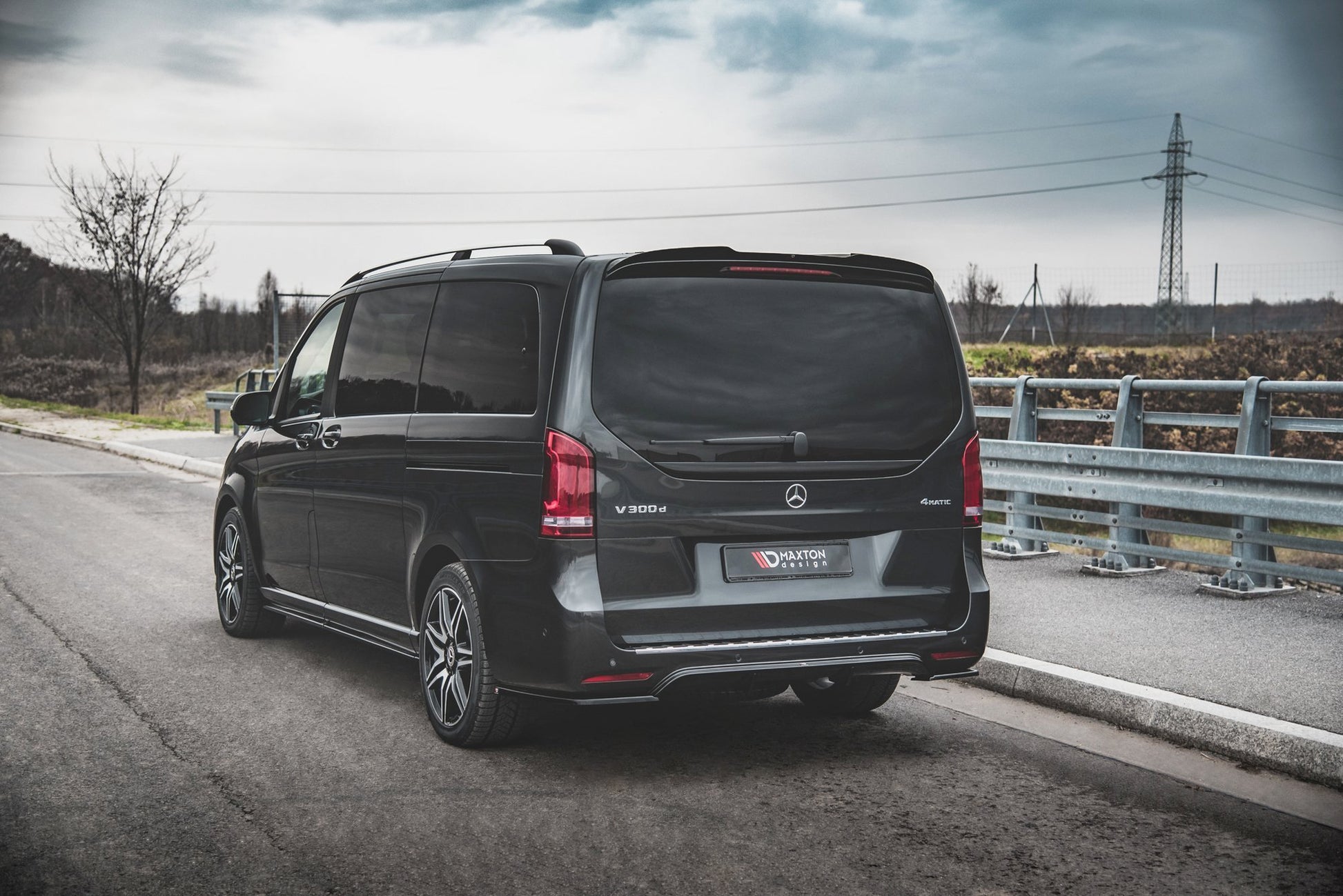 Heck Ansatz Flaps Diffusor V.2 für Mercedes-Benz V-Klasse AMG-Line W447 Facelift schwarz matt