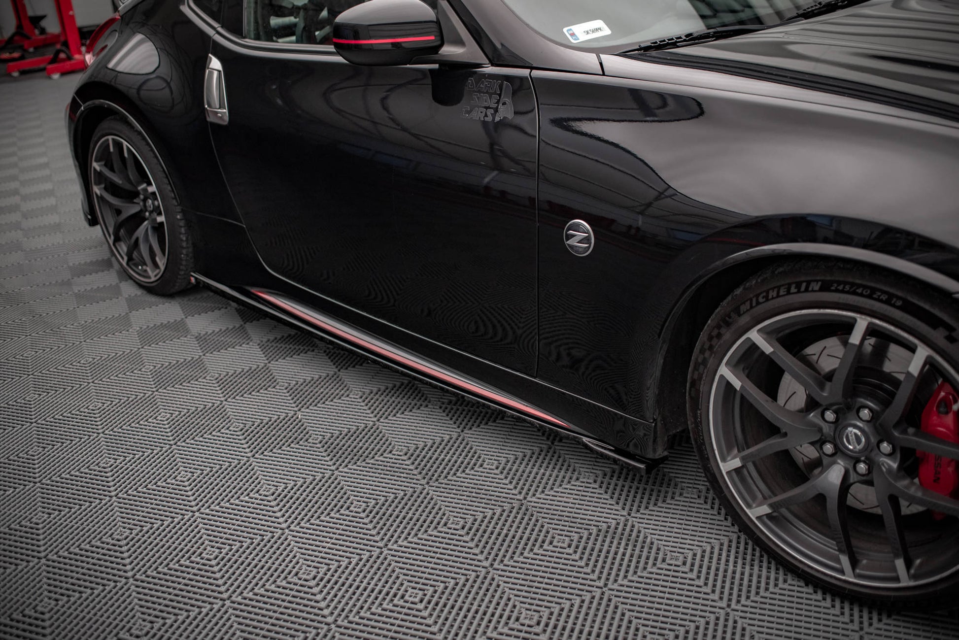 Seitenschweller Ansatz für V.1 für Nissan 370Z Nismo Facelift schwarz Hochglanz